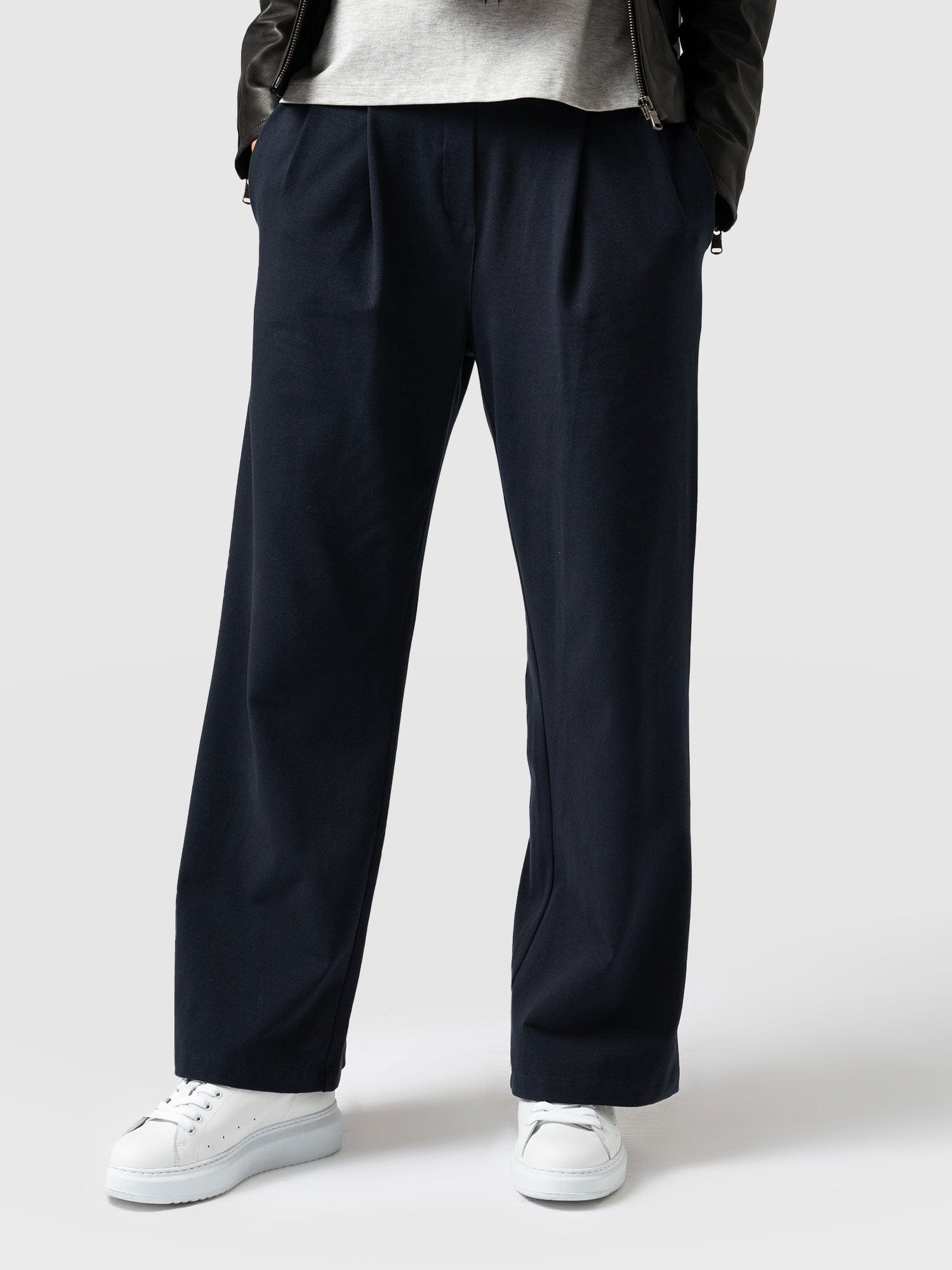 Camden Wide Leg Pant Navy - Women's Trousers | Saint + Sofia® EU